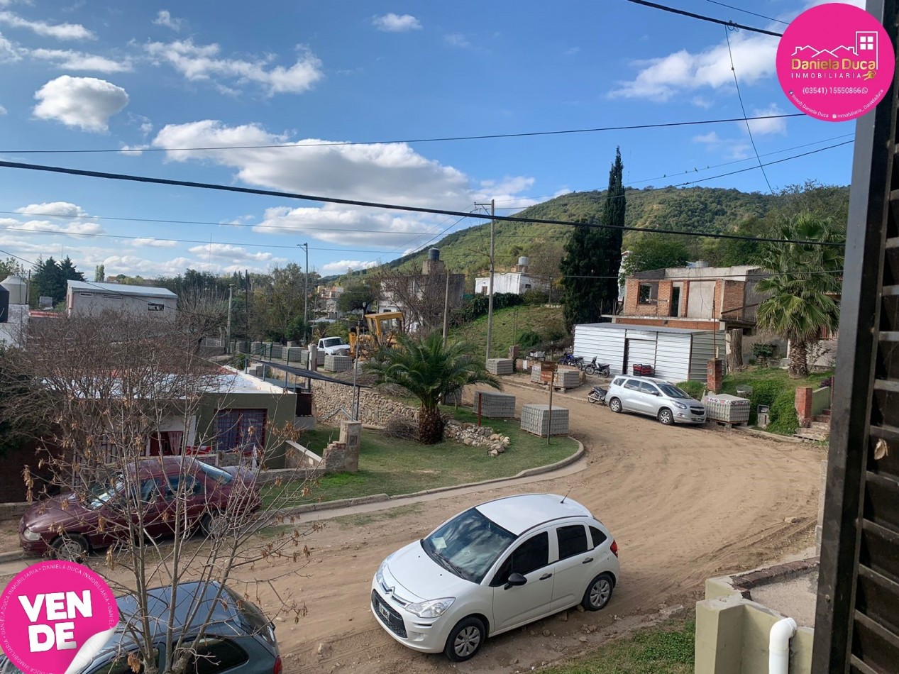 EN VENTA CASA  MAS DEPARTAMENTO EN CARLOS PAZ