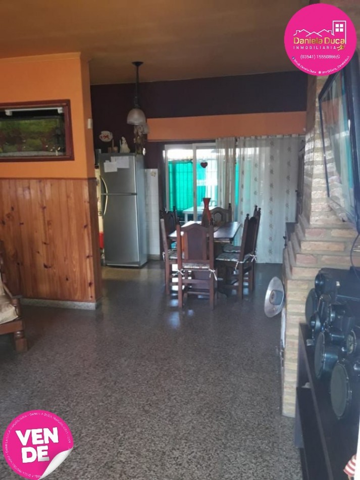 CASA EN VENTA  CARLOS PAZ PLAYAS DE ORO