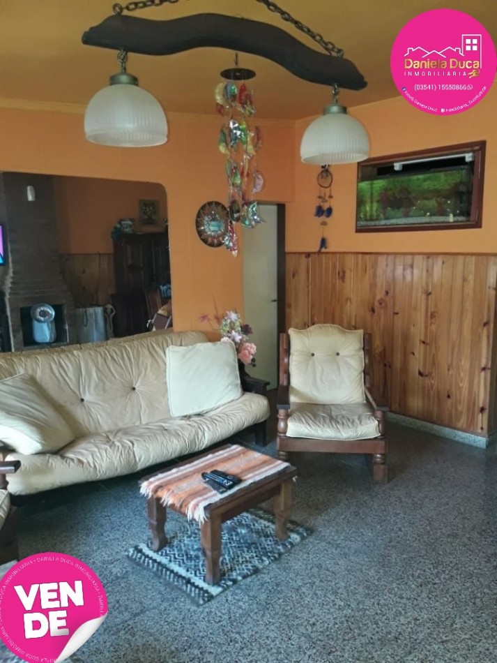 CASA EN VENTA  CARLOS PAZ PLAYAS DE ORO