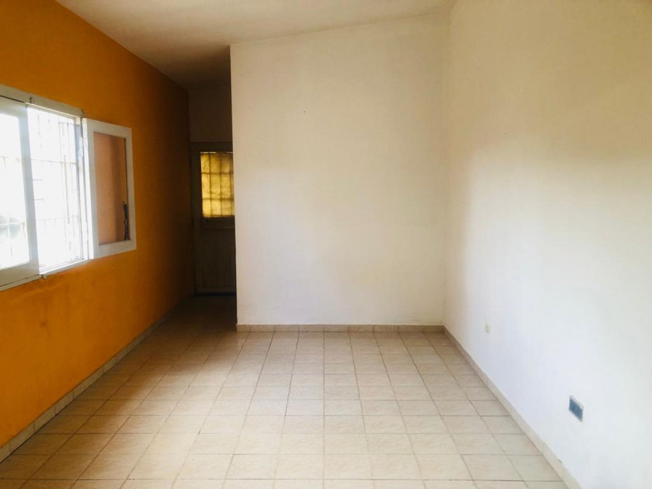 CASA EN VENTA EN OPORTUNIDAD CARLOS PAZ