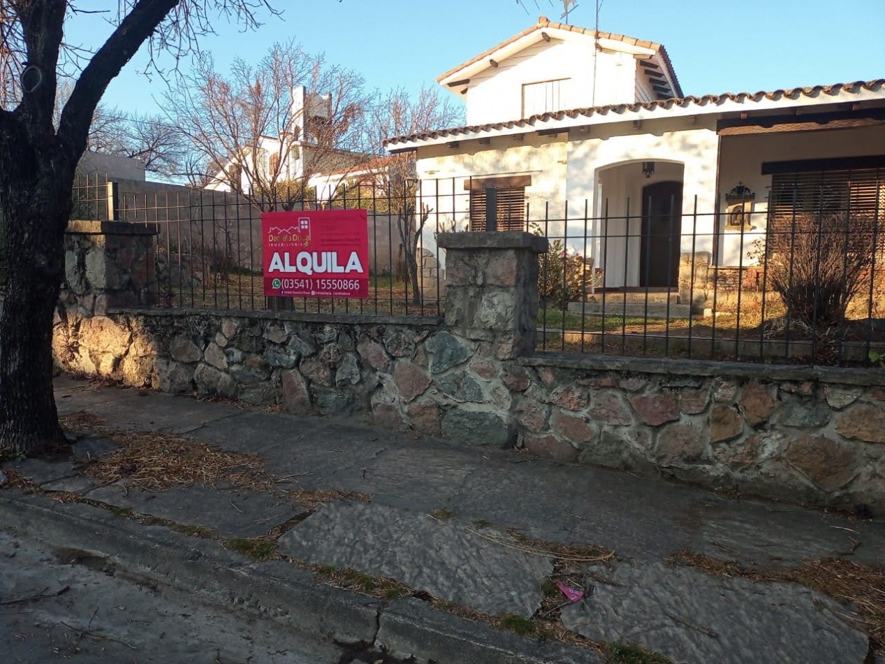 CASA ALQUILER ANUAL CARLOS PAZ