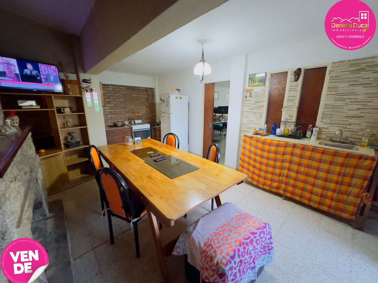 CASA MAS DOS DEPARTAMENTOS EN VENTA CARLOS PAZ