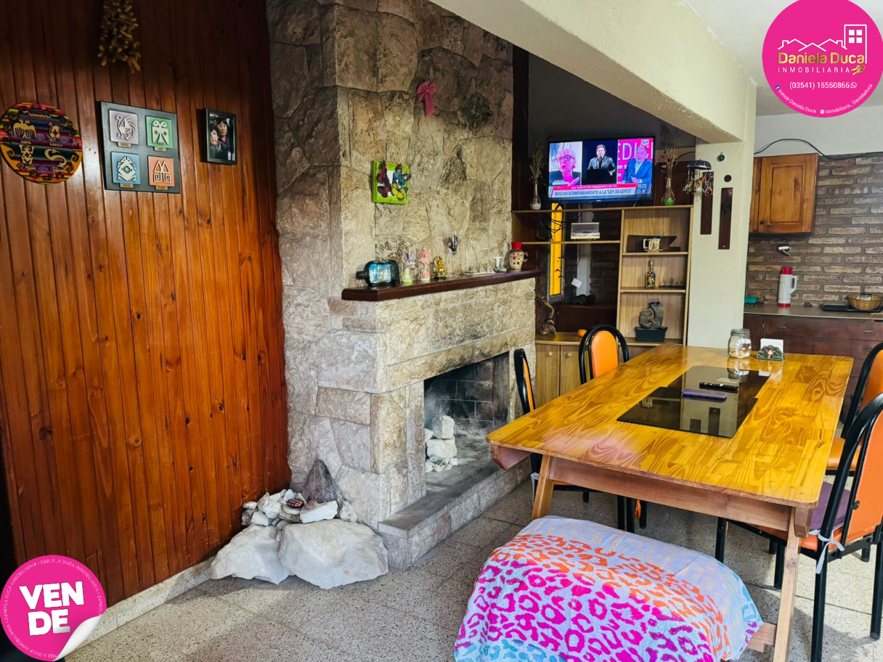 CASA MAS DOS DEPARTAMENTOS EN VENTA CARLOS PAZ