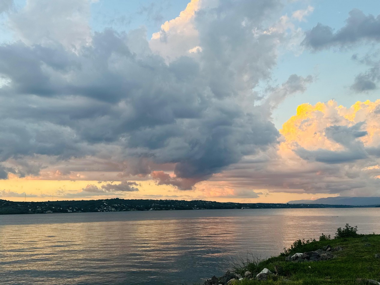 CASA EN VENTA CARLOS PAZ SANTA RITA