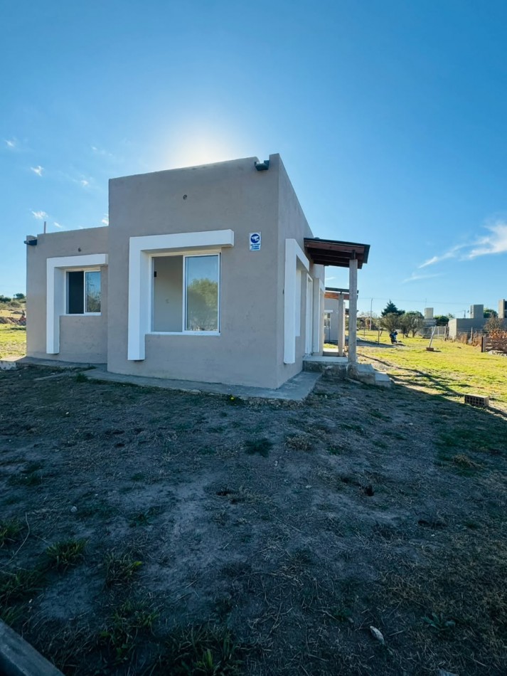 CASA A ESTRENAR A 15 MIN DE CARLOS PAZ