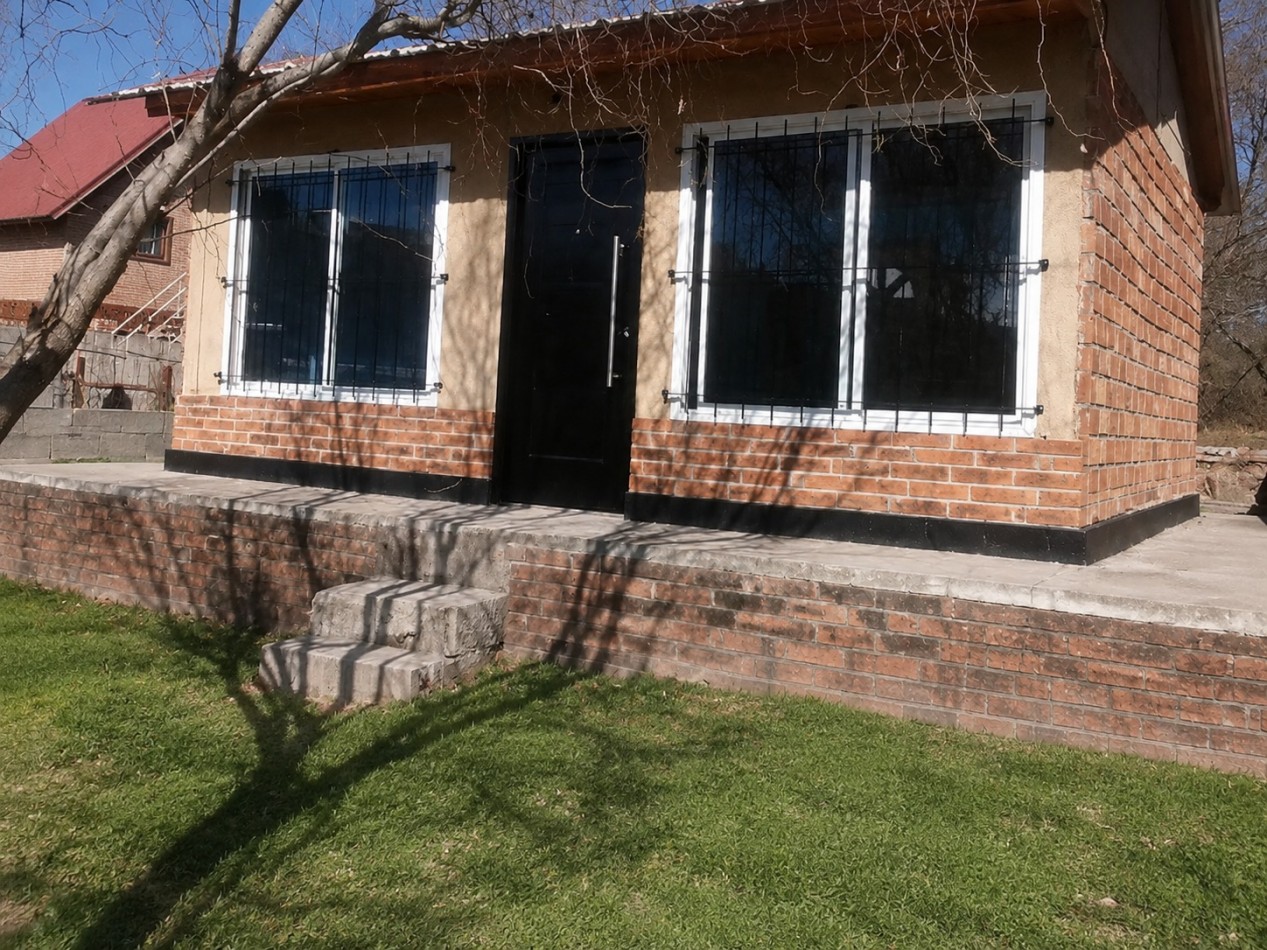 ALQUILO HERMOSA CASA INTERNA ANUAL