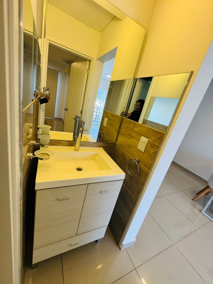 HERMOSO DEPARTAMENTO EN TORRE LEONARDO