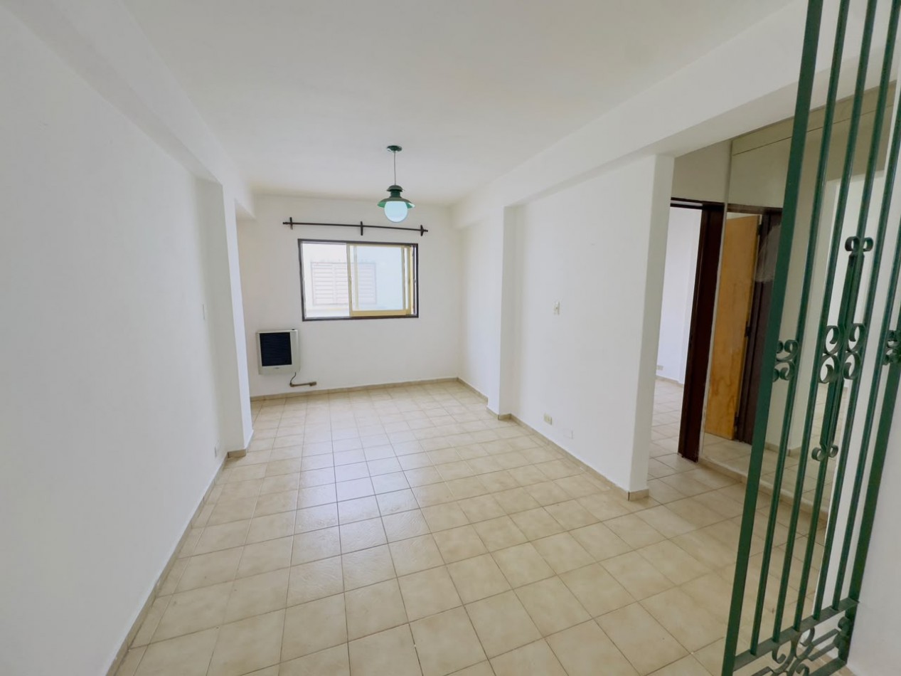 ALQUILO HERMOSO DEPARTAMENTO ANUAL