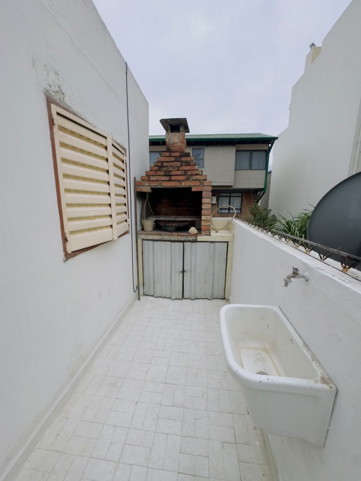 ALQUILO HERMOSO DEPARTAMENTO ANUAL