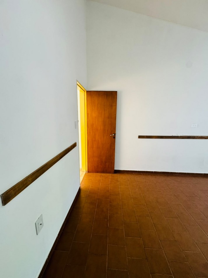 ALQUILER ANUAL CASA 2 HABITACIONES