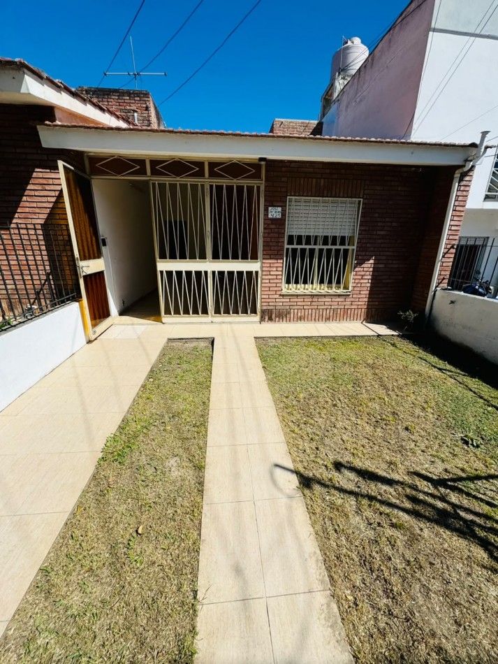 ALQUILER ANUAL CASA 2 HABITACIONES