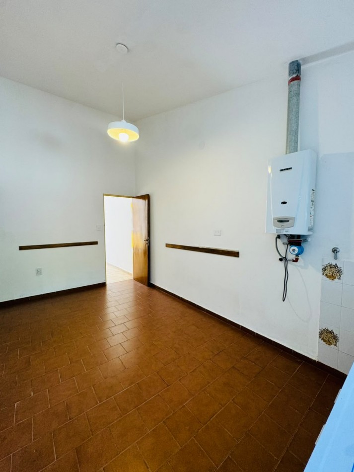 ALQUILER ANUAL CASA 2 HABITACIONES