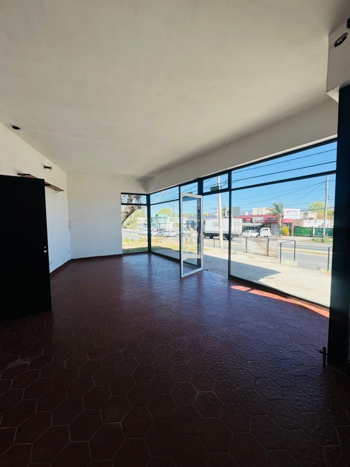 LOCAL + VIVIENDA EN ALQUILER CARLOS PAZ