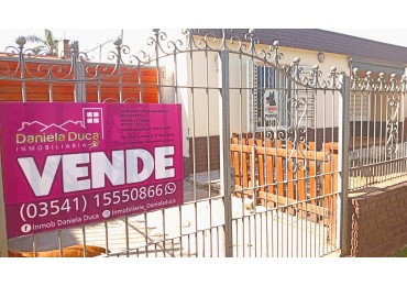 CASA VENTA FRENTE AL RIO EN LA CALERA